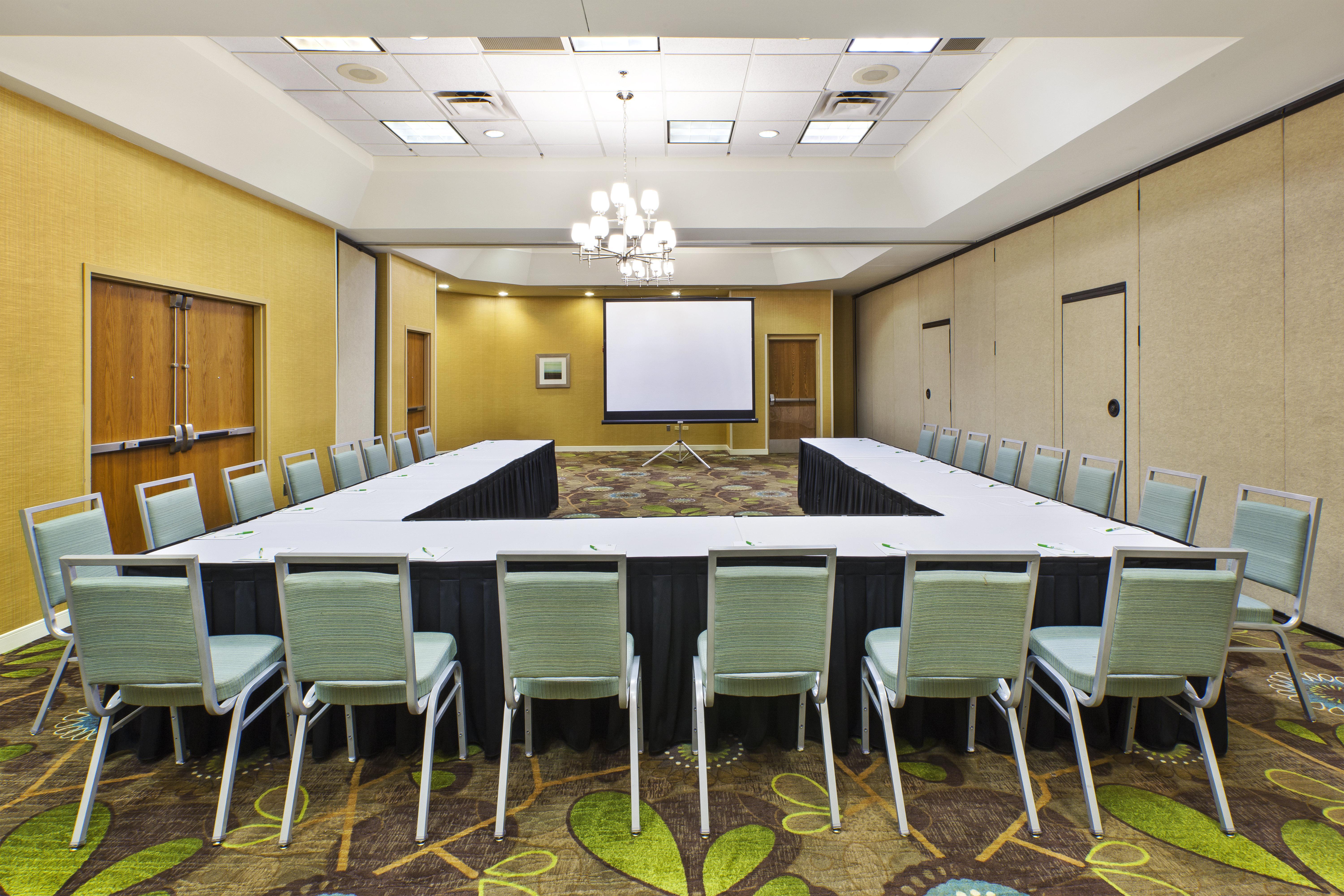 Holiday Inn & Suites Bolingbrook By Ihg Экстерьер фото