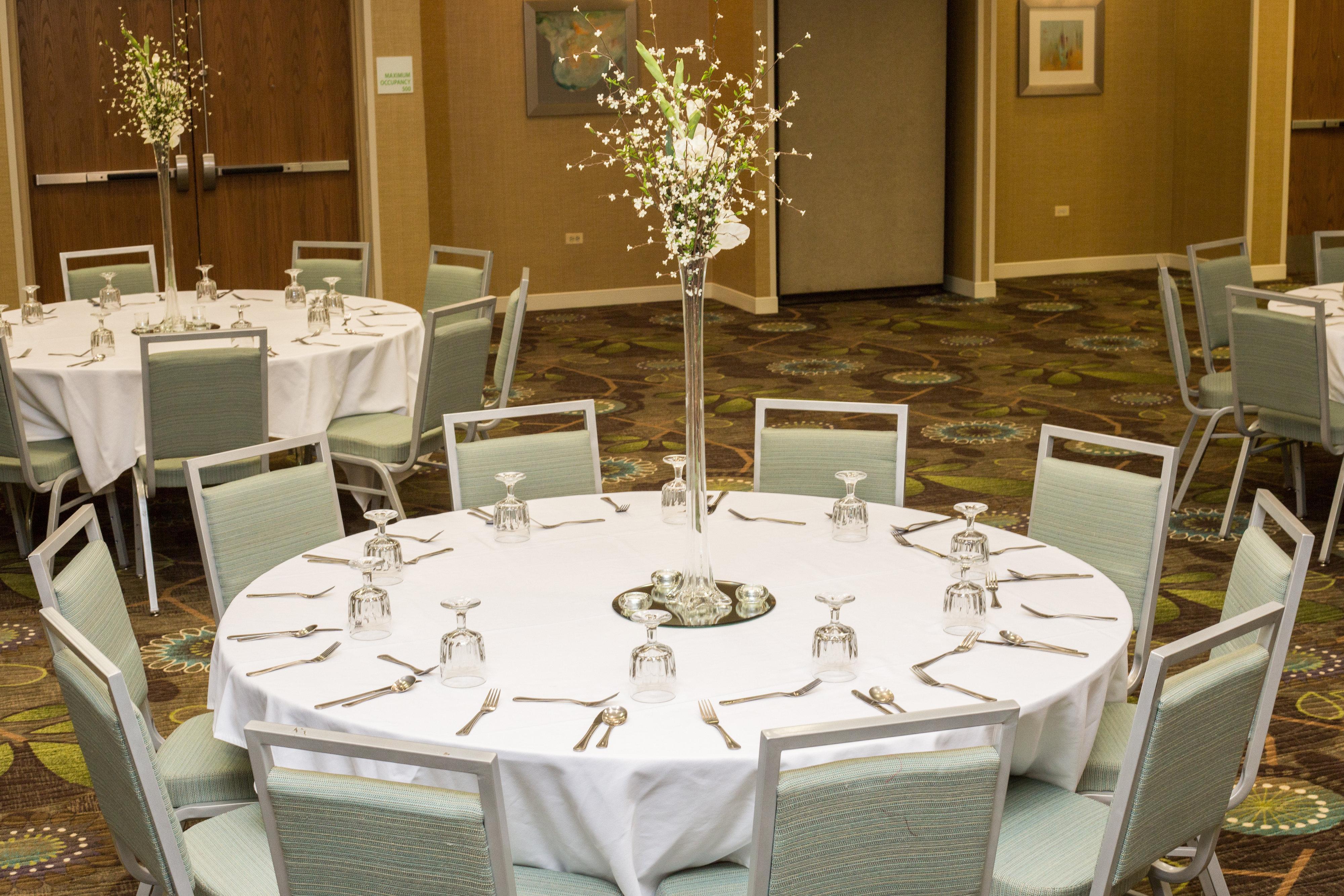 Holiday Inn & Suites Bolingbrook By Ihg Экстерьер фото