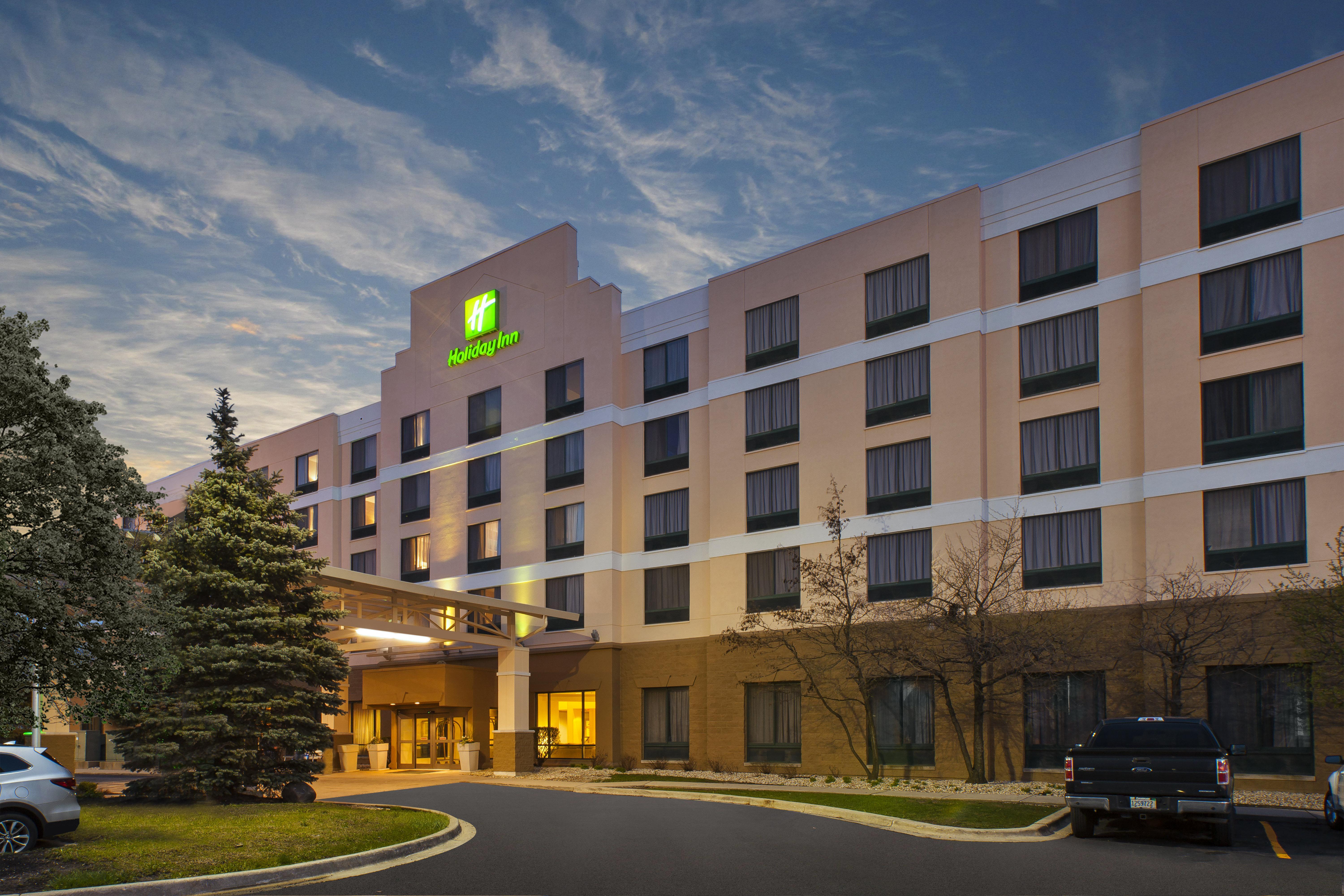 Holiday Inn & Suites Bolingbrook By Ihg Экстерьер фото