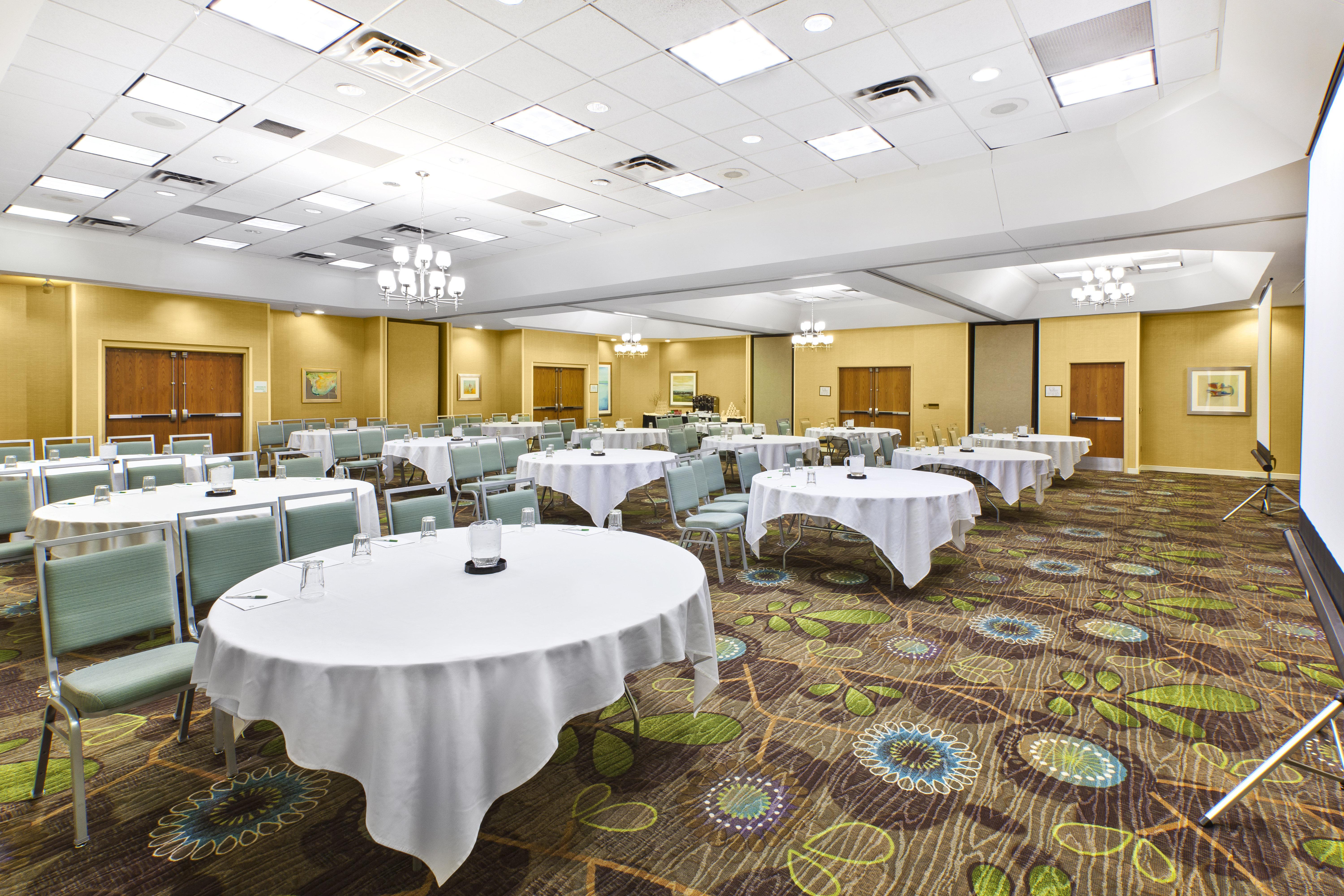Holiday Inn & Suites Bolingbrook By Ihg Экстерьер фото