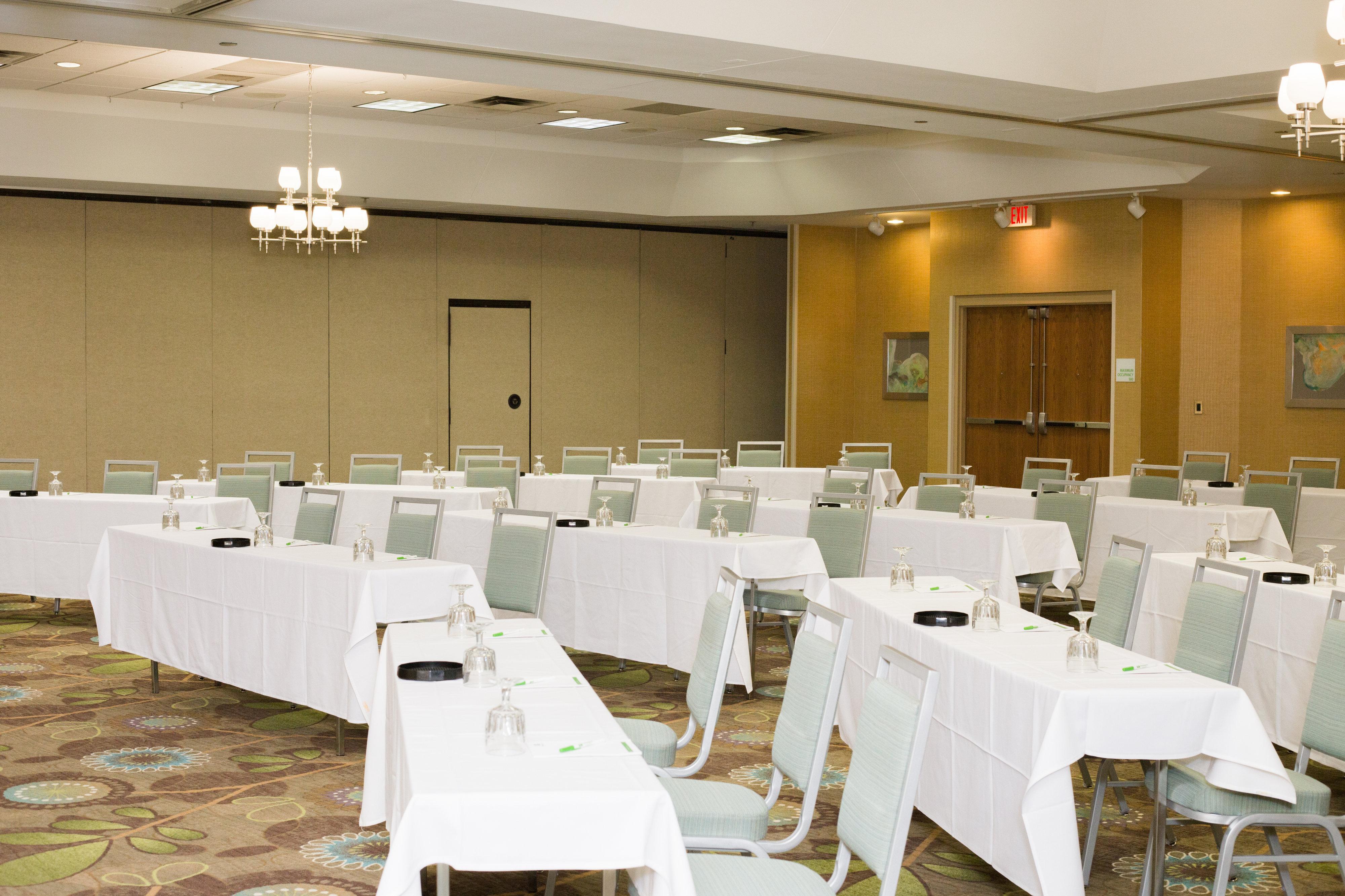 Holiday Inn & Suites Bolingbrook By Ihg Экстерьер фото