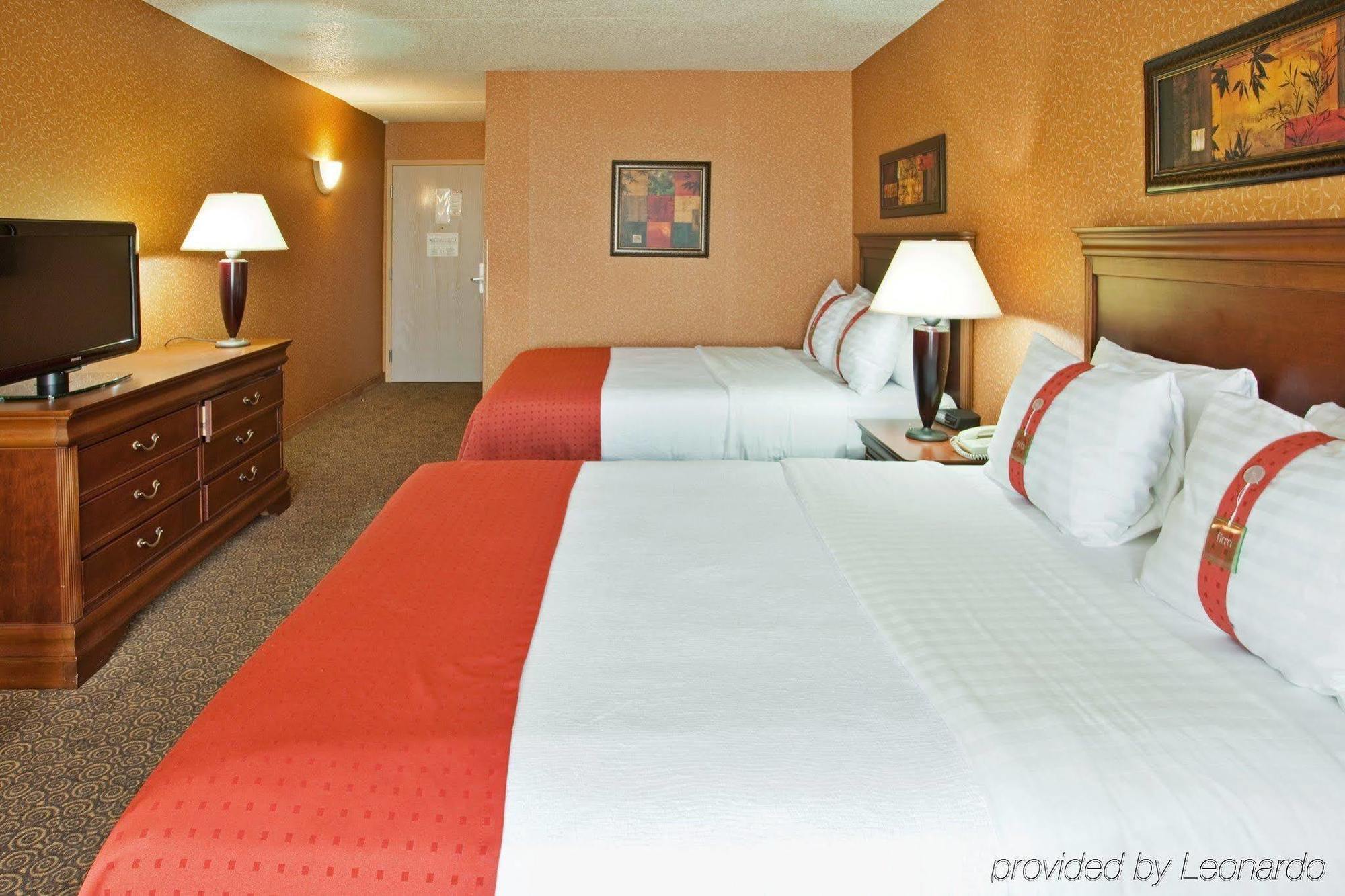 Holiday Inn & Suites Bolingbrook, An Ihg Hotel Номер фото