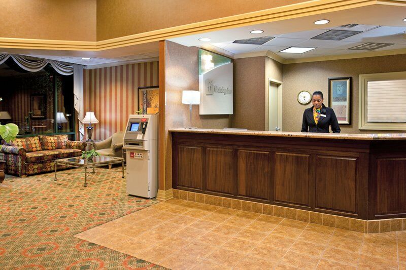 Holiday Inn & Suites Bolingbrook By Ihg Экстерьер фото